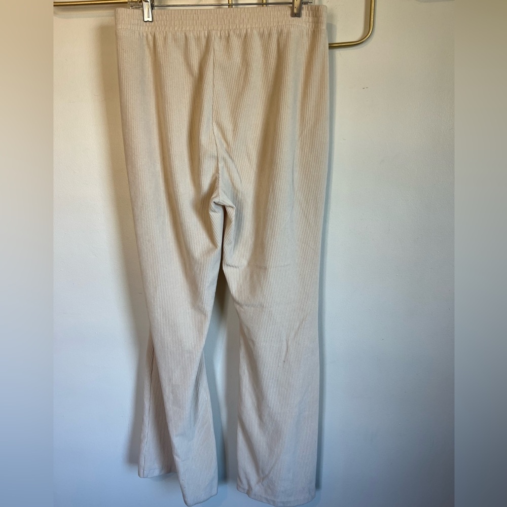 Aerie Large Long Corduroy Flare Leg Pants/Leggings - Picture 4 of 8